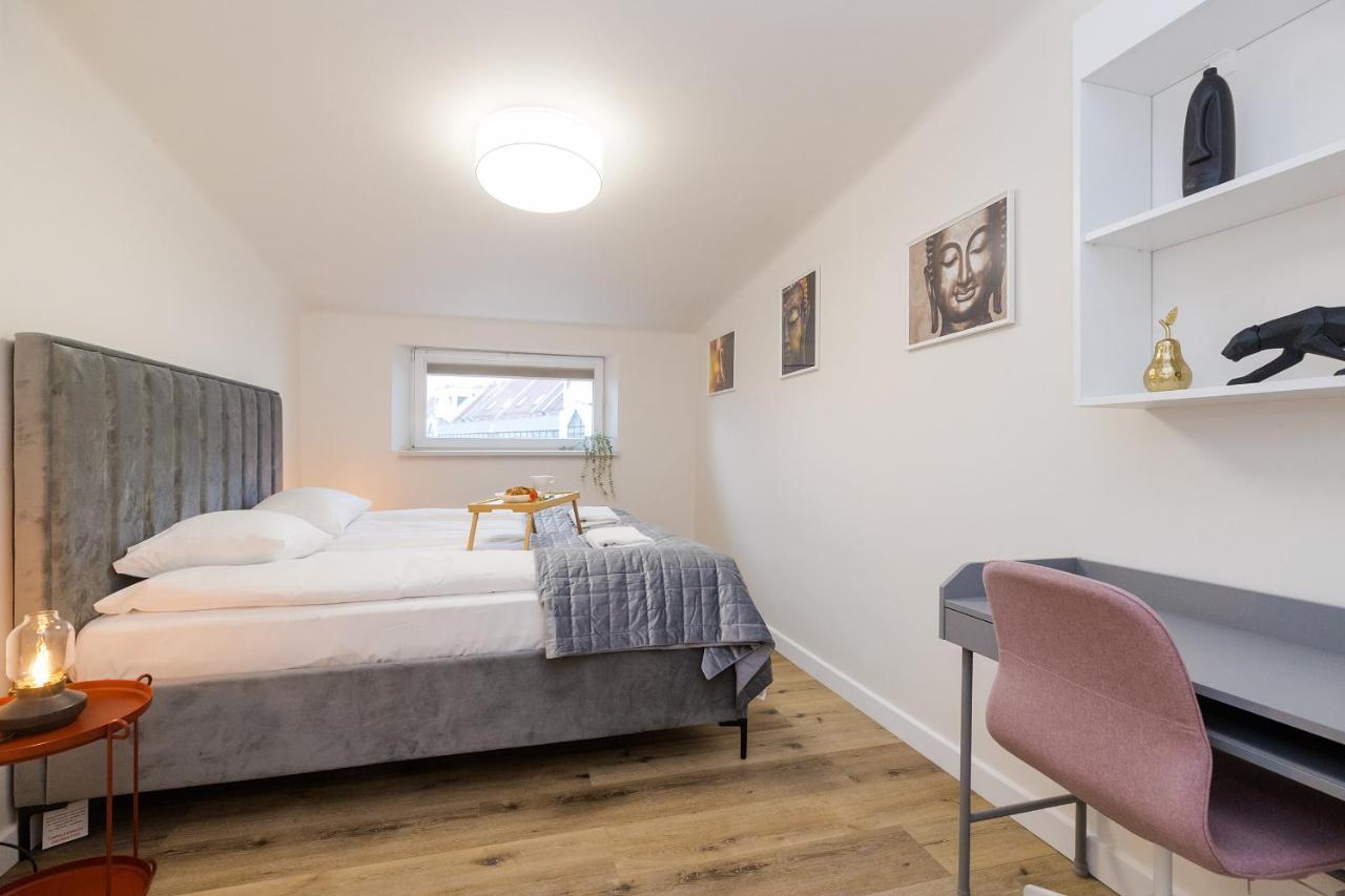 Appartement Shortstaypoland Zelazna Warschau